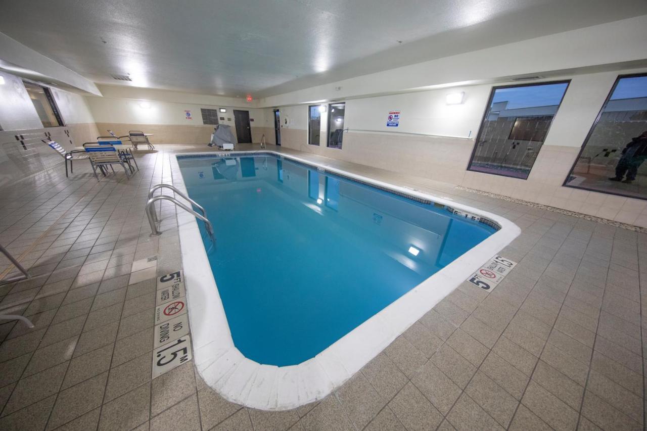 Comfort Inn & Suites Hutchinson Eksteriør billede