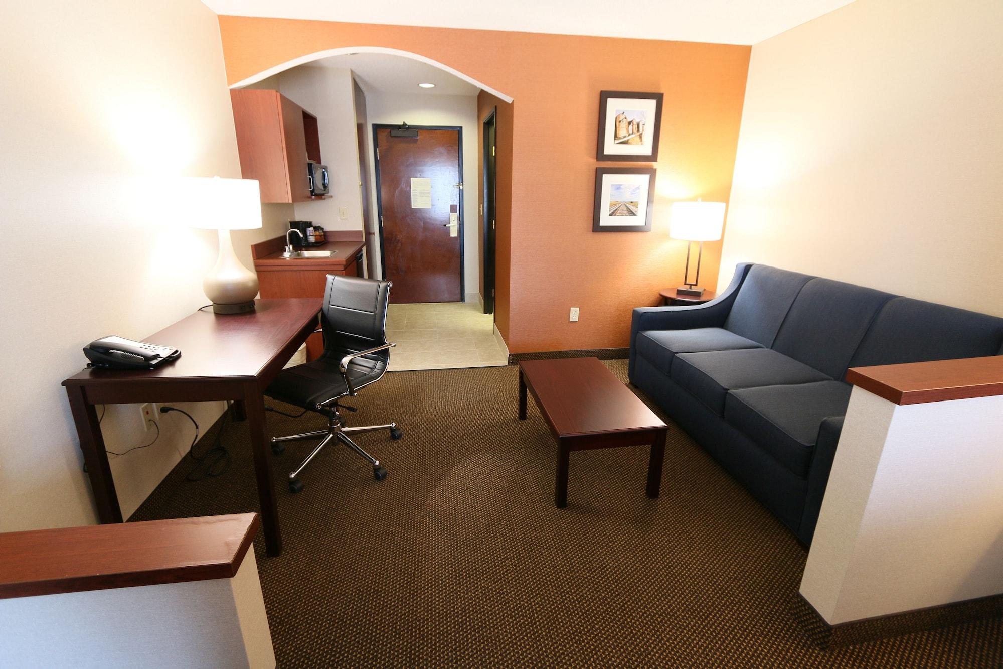 Comfort Inn & Suites Hutchinson Eksteriør billede