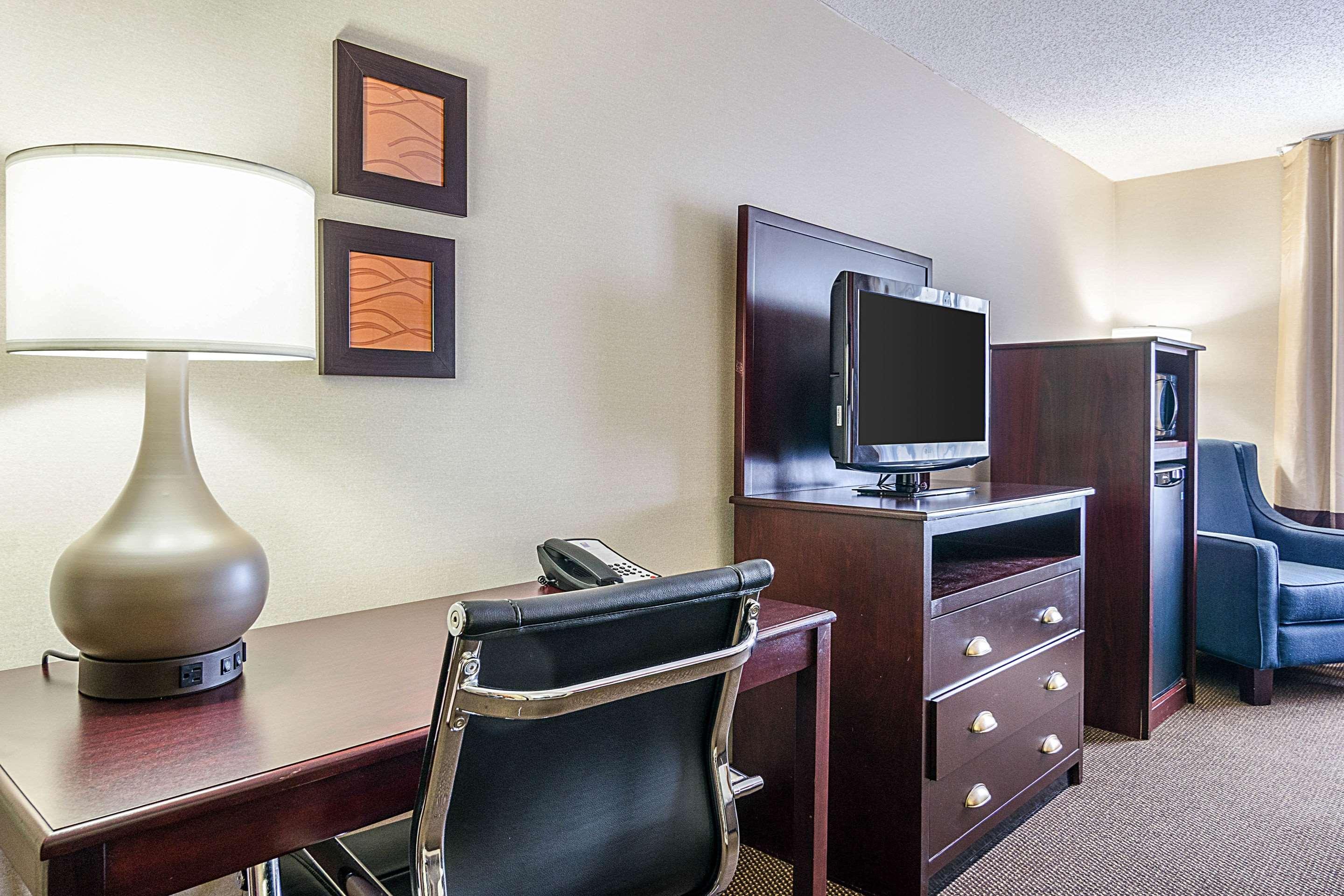Comfort Inn & Suites Hutchinson Eksteriør billede