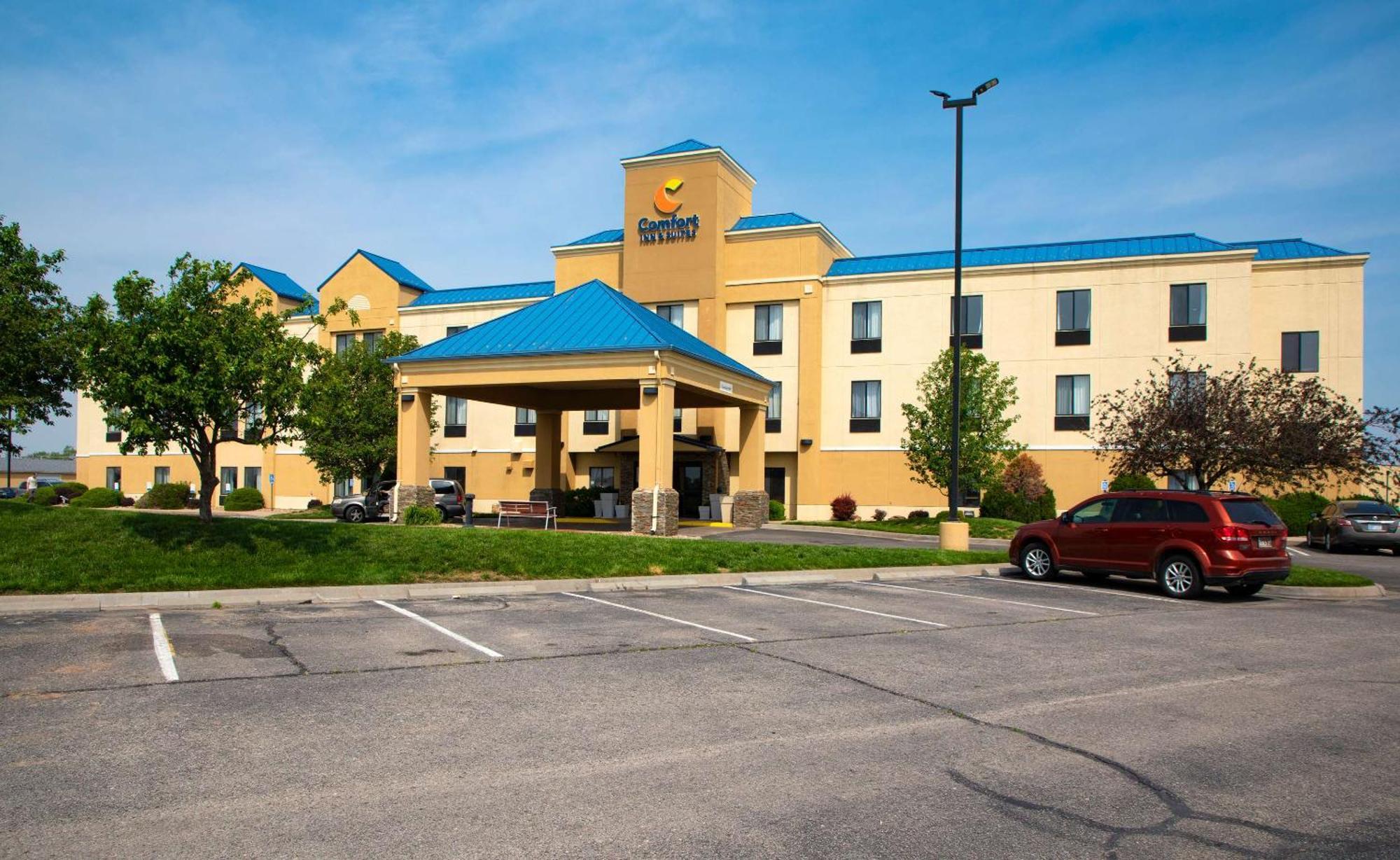 Comfort Inn & Suites Hutchinson Eksteriør billede