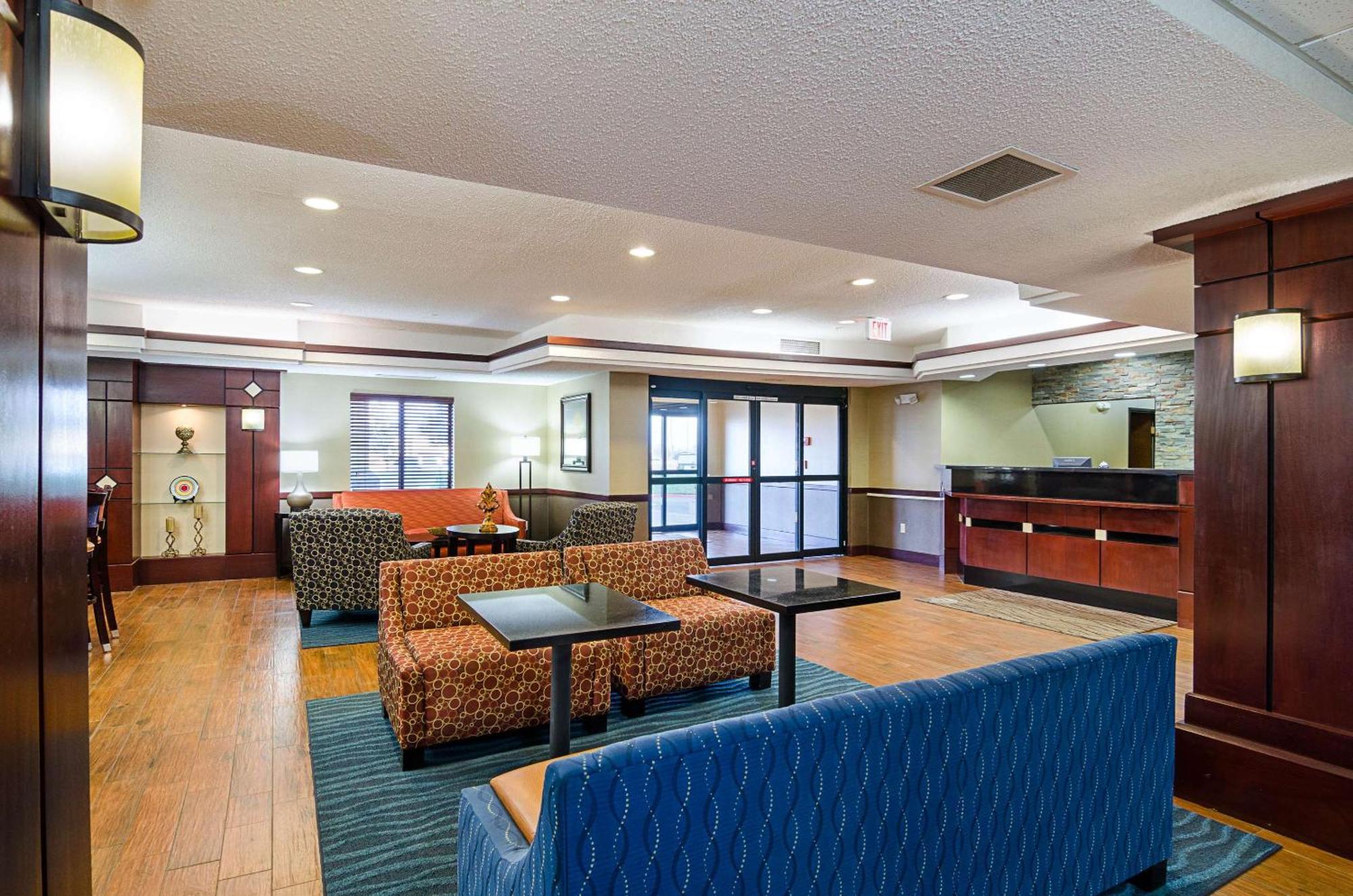 Comfort Inn & Suites Hutchinson Eksteriør billede